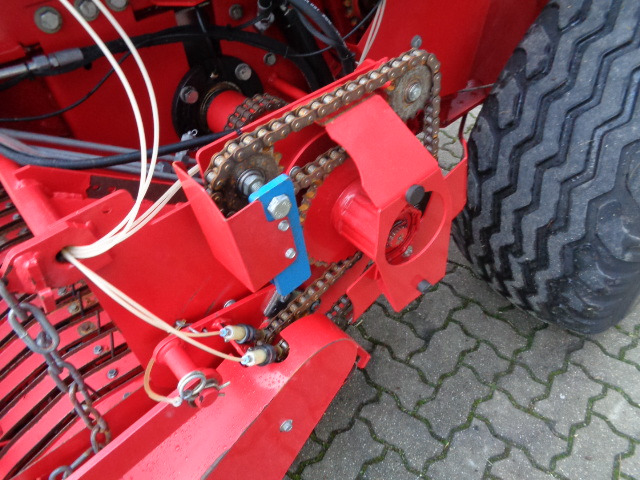 Lely RP 445 - Oprema za prevrtanje sijena: slika Lely RP 445 - Oprema za prevrtanje sijena Lely RP 445 - Oprema za prevrtanje sijena: slika Lely RP 445 - Oprema za prevrtanje sijena