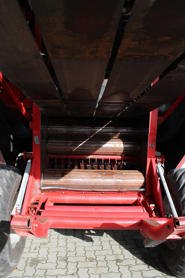 Lely Welger RP 545 - Oprema za prevrtanje sijena: slika Lely Welger RP 545 - Oprema za prevrtanje sijena Lely Welger RP 545 - Oprema za prevrtanje sijena: slika Lely Welger RP 545 - Oprema za prevrtanje sijena