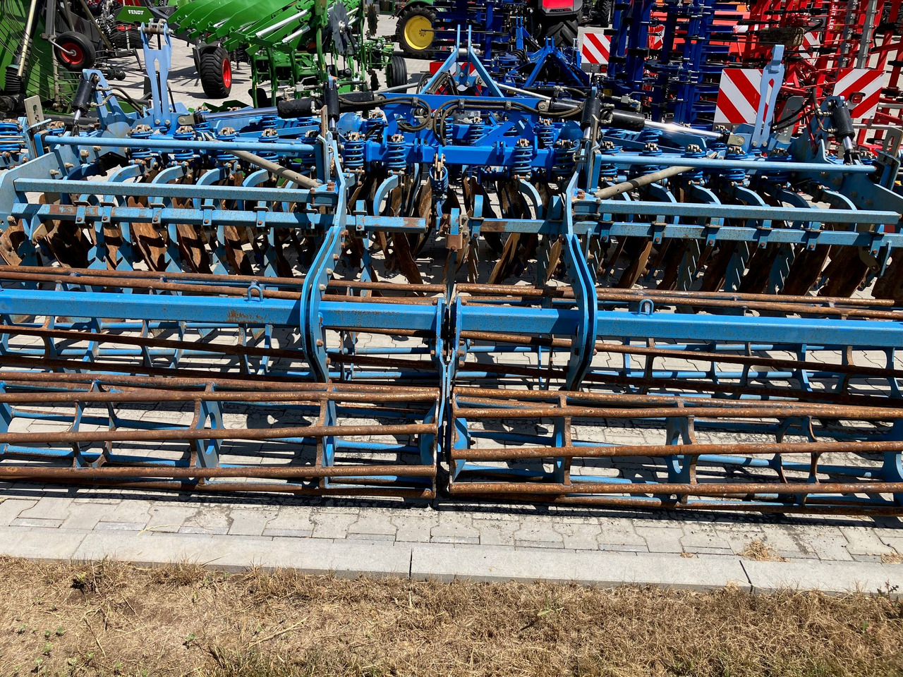 Lemken Rubin 10 - Drljača: slika Lemken Rubin 10 - Drljača Lemken Rubin 10 - Drljača: slika Lemken Rubin 10 - Drljača