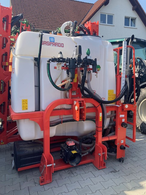 Maschio TEMPO 1201 Bravo - Prskalica za traktor: slika Maschio TEMPO 1201 Bravo - Prskalica za traktor Maschio TEMPO 1201 Bravo - Prskalica za traktor: slika Maschio TEMPO 1201 Bravo - Prskalica za traktor