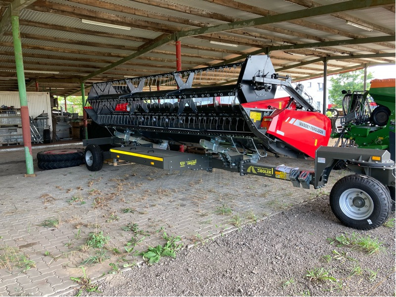 Massey Ferguson 7345 S MCS Stufe 5 - Kombajn za žetvu: slika Massey Ferguson 7345 S MCS Stufe 5 - Kombajn za žetvu Massey Ferguson 7345 S MCS Stufe 5 - Kombajn za žetvu: slika Massey Ferguson 7345 S MCS Stufe 5 - Kombajn za žetvu