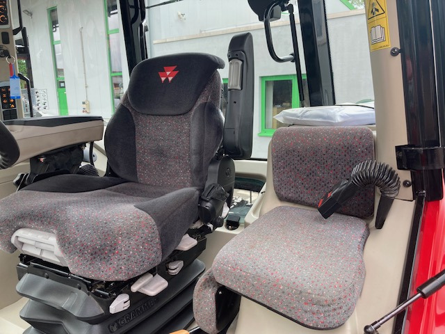 Massey Ferguson 7716 Dyna-6 - Traktor: slika Massey Ferguson 7716 Dyna-6 - Traktor Massey Ferguson 7716 Dyna-6 - Traktor: slika Massey Ferguson 7716 Dyna-6 - Traktor