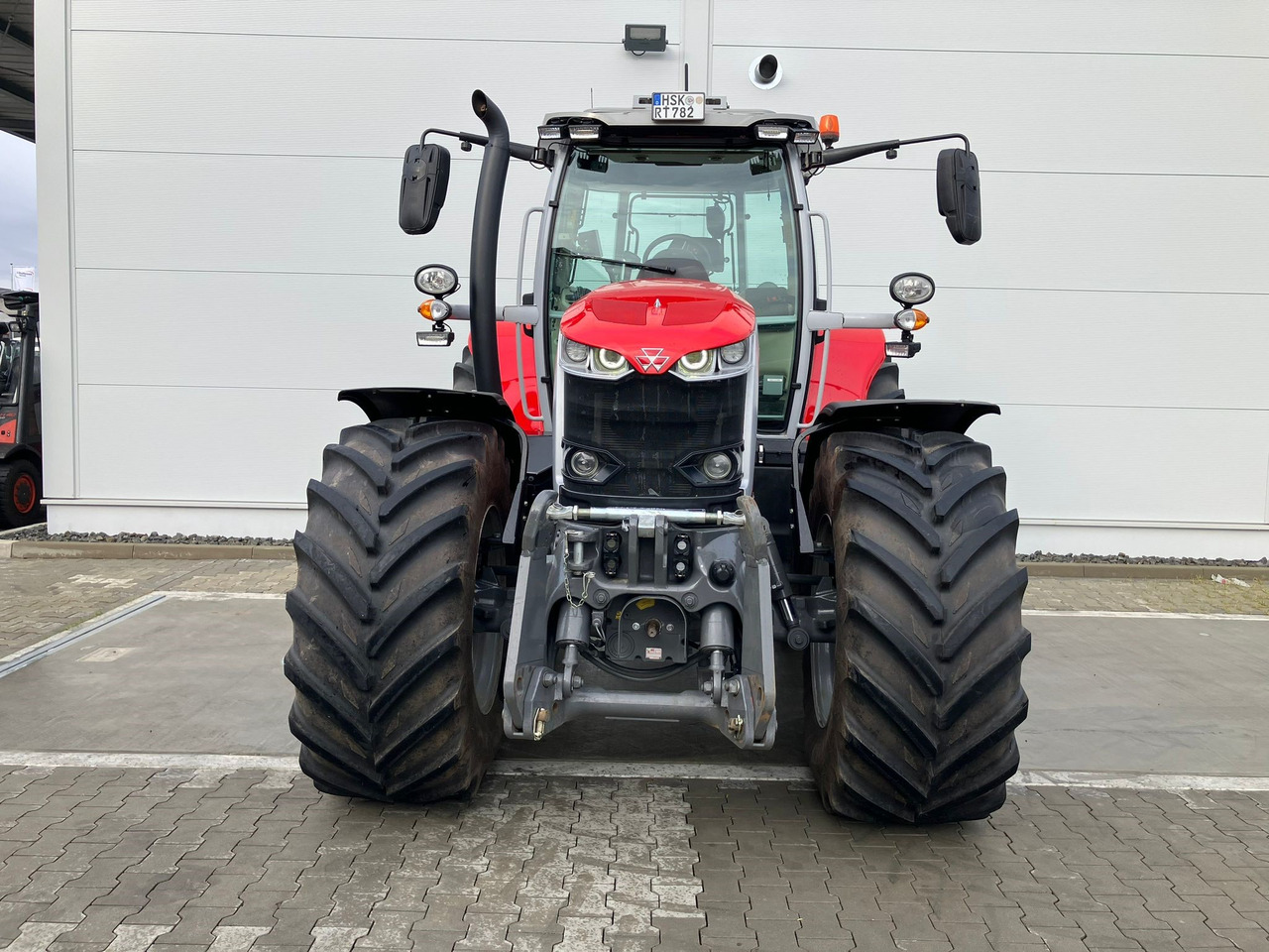 Massey Ferguson 7S.210 Dyna-VT EXCLUSIVE - Traktor: slika Massey Ferguson 7S.210 Dyna-VT EXCLUSIVE - Traktor Massey Ferguson 7S.210 Dyna-VT EXCLUSIVE - Traktor: slika Massey Ferguson 7S.210 Dyna-VT EXCLUSIVE - Traktor