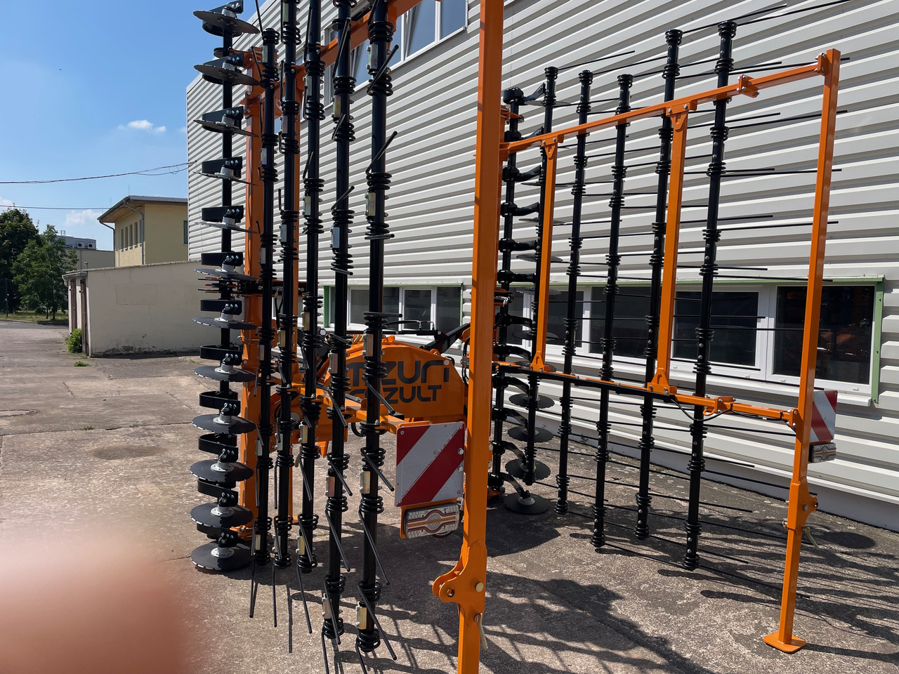 Mezuri Rzult 7,5m professional - Drljača: slika Mezuri Rzult 7,5m professional - Drljača Mezuri Rzult 7,5m professional - Drljača: slika Mezuri Rzult 7,5m professional - Drljača