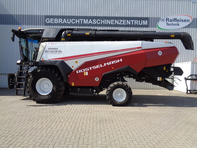 Rostselmash RSM 161 - Kombajn za žetvu: slika Rostselmash RSM 161 - Kombajn za žetvu Rostselmash RSM 161 - Kombajn za žetvu: slika Rostselmash RSM 161 - Kombajn za žetvu