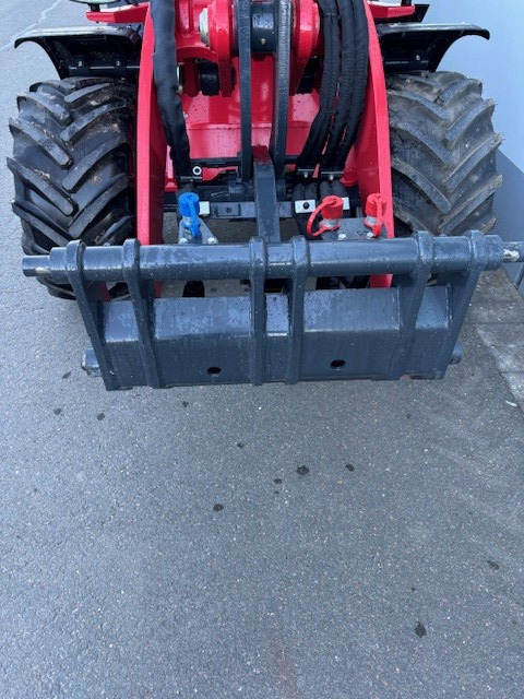 Schäffer Radlader 5680 Z - Utovarivač na kotačima: slika Schäffer Radlader 5680 Z - Utovarivač na kotačima Schäffer Radlader 5680 Z - Utovarivač na kotačima: slika Schäffer Radlader 5680 Z - Utovarivač na kotačima