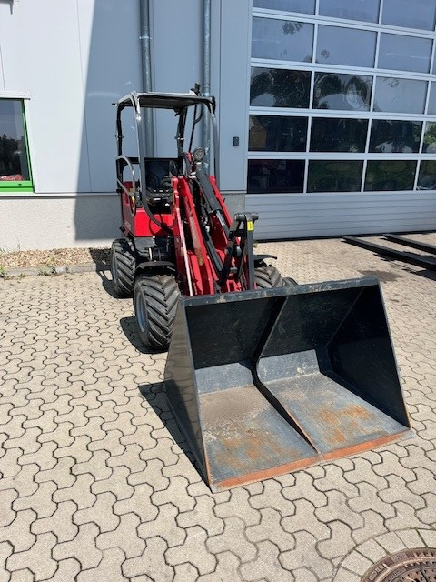 Schäffer Typ 2028-2 - Utovarivač na kotačima: slika Schäffer Typ 2028-2 - Utovarivač na kotačima Schäffer Typ 2028-2 - Utovarivač na kotačima: slika Schäffer Typ 2028-2 - Utovarivač na kotačima