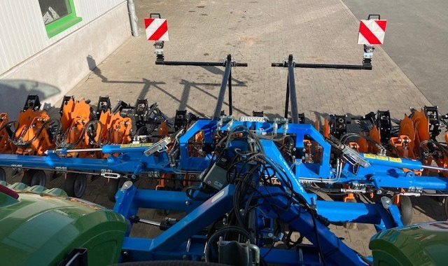 Novi Kombajn za šećernu repu Schmotzer KPP FH 12*45: slika Novi Kombajn za šećernu repu Schmotzer KPP FH 12*45 Novi Kombajn za šećernu repu Schmotzer KPP FH 12*45: slika Novi Kombajn za šećernu repu Schmotzer KPP FH 12*45