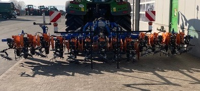 Novi Kombajn za šećernu repu Schmotzer KPP FH 12*45: slika Novi Kombajn za šećernu repu Schmotzer KPP FH 12*45 Novi Kombajn za šećernu repu Schmotzer KPP FH 12*45: slika Novi Kombajn za šećernu repu Schmotzer KPP FH 12*45