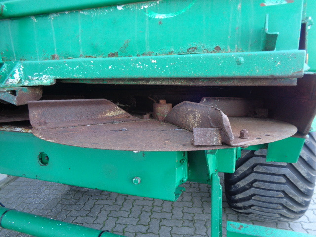 Rasipač gnojiva Tebbe HS 180: slika Rasipač gnojiva Tebbe HS 180 Rasipač gnojiva Tebbe HS 180: slika Rasipač gnojiva Tebbe HS 180