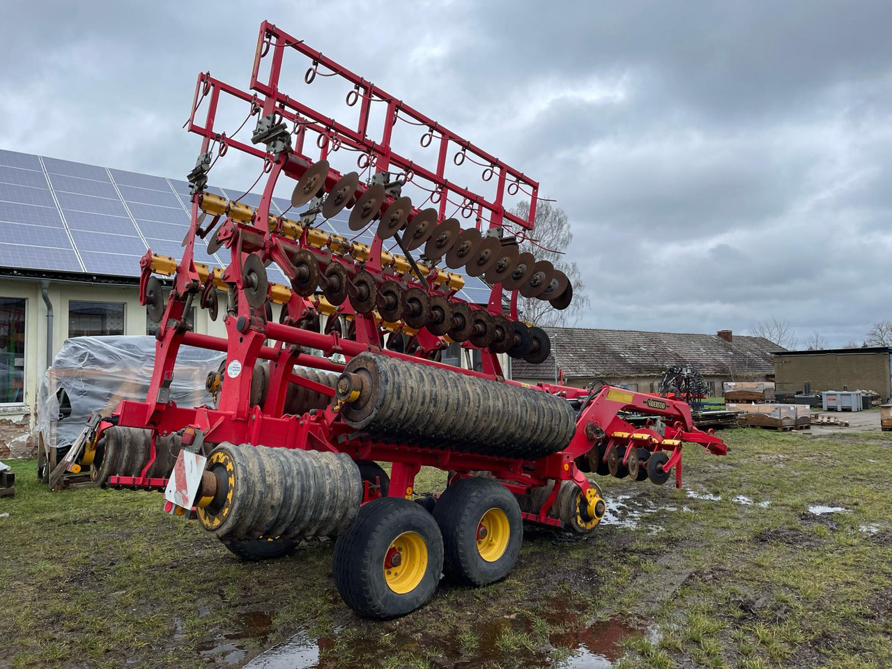 Väderstad CR 820 - Drljača: slika Väderstad CR 820 - Drljača Väderstad CR 820 - Drljača: slika Väderstad CR 820 - Drljača