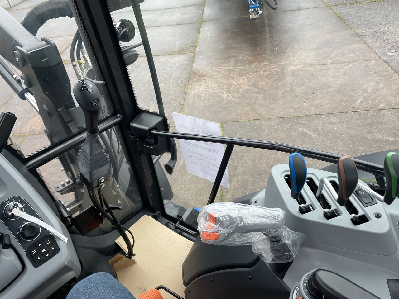 Valtra A105MH4 2B0 - Traktor: slika Valtra A105MH4 2B0 - Traktor Valtra A105MH4 2B0 - Traktor: slika Valtra A105MH4 2B0 - Traktor