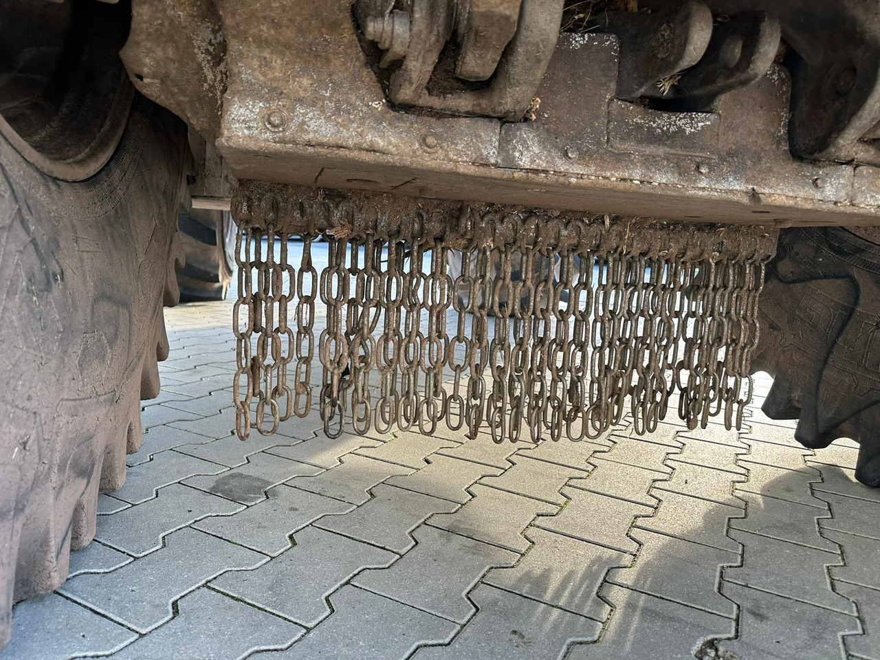 Valtra S 374 - Traktor: slika Valtra S 374 - Traktor Valtra S 374 - Traktor: slika Valtra S 374 - Traktor