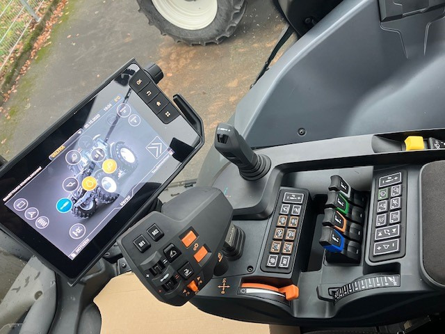 Novi Traktor Valtra T235 V 2A1: slika Novi Traktor Valtra T235 V 2A1