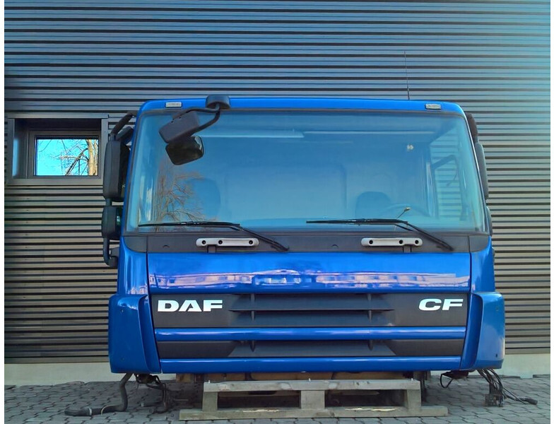 DAF CF65 CF75 CF85 Euro 5 - Kabina i unutrašnjost za Kamion: slika DAF CF65 CF75 CF85 Euro 5 - Kabina i unutrašnjost za Kamion DAF CF65 CF75 CF85 Euro 5 - Kabina i unutrašnjost za Kamion: slika DAF CF65 CF75 CF85 Euro 5 - Kabina i unutrašnjost za Kamion