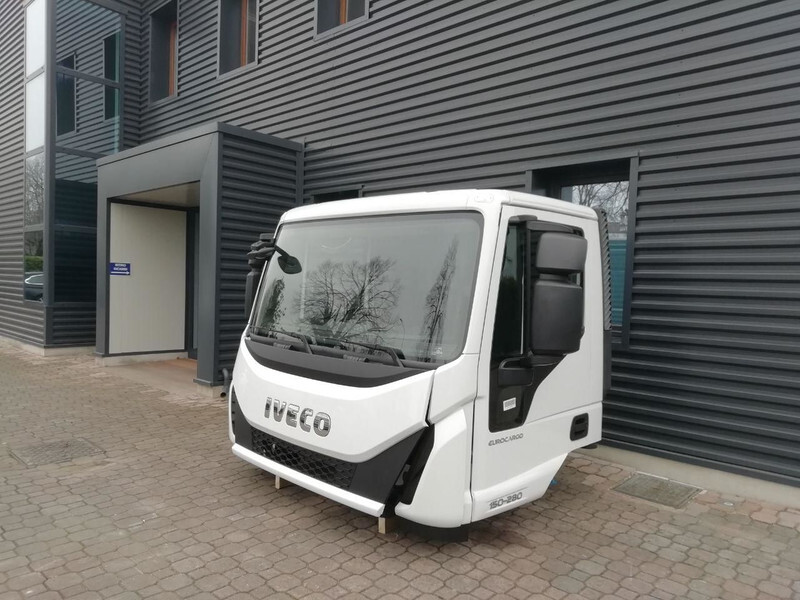 Iveco Eurocargo EURO 6 - Kabina i unutrašnjost za Kamion: slika Iveco Eurocargo EURO 6 - Kabina i unutrašnjost za Kamion Iveco Eurocargo EURO 6 - Kabina i unutrašnjost za Kamion: slika Iveco Eurocargo EURO 6 - Kabina i unutrašnjost za Kamion