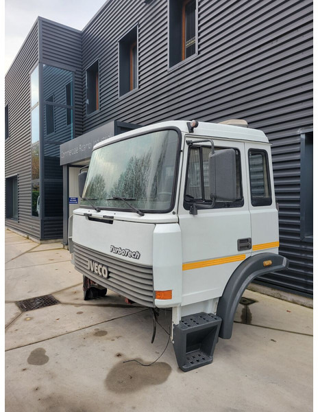 Iveco TURBOTECH - Kabina i unutrašnjost za Kamion: slika Iveco TURBOTECH - Kabina i unutrašnjost za Kamion Iveco TURBOTECH - Kabina i unutrašnjost za Kamion: slika Iveco TURBOTECH - Kabina i unutrašnjost za Kamion