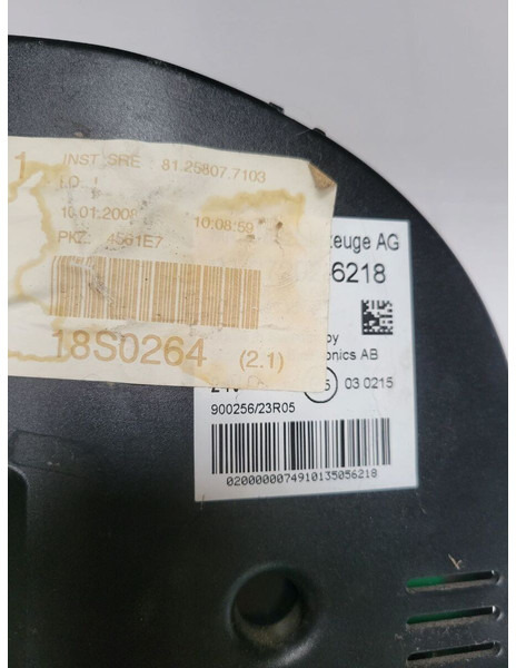 MAN Display - Ploča s instrumentima za Kamion: slika MAN Display - Ploča s instrumentima za Kamion MAN Display - Ploča s instrumentima za Kamion: slika MAN Display - Ploča s instrumentima za Kamion