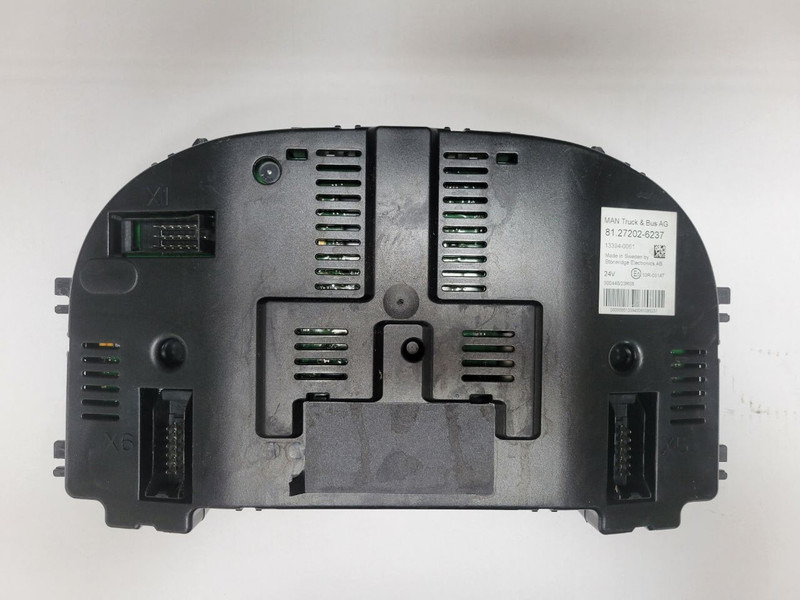 MAN Display - Ploča s instrumentima za Kamion: slika MAN Display - Ploča s instrumentima za Kamion MAN Display - Ploča s instrumentima za Kamion: slika MAN Display - Ploča s instrumentima za Kamion