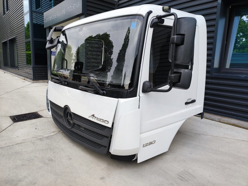 Mercedes-Benz ATEGO Euro 6 - Kabina i unutrašnjost za Kamion: slika Mercedes-Benz ATEGO Euro 6 - Kabina i unutrašnjost za Kamion Mercedes-Benz ATEGO Euro 6 - Kabina i unutrašnjost za Kamion: slika Mercedes-Benz ATEGO Euro 6 - Kabina i unutrašnjost za Kamion