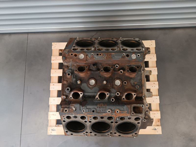 Mercedes-Benz Actros, Arocs, Axor - Blok cilindra za Kamion: slika Mercedes-Benz Actros, Arocs, Axor - Blok cilindra za Kamion Mercedes-Benz Actros, Arocs, Axor - Blok cilindra za Kamion: slika Mercedes-Benz Actros, Arocs, Axor - Blok cilindra za Kamion