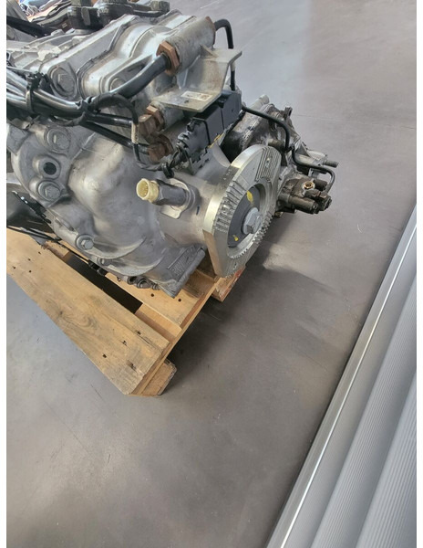 Mjenjač za Kamion Mercedes-Benz Actros - Arocs: slika Mjenjač za Kamion Mercedes-Benz Actros - Arocs