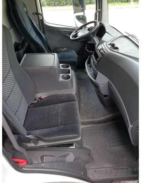 Mercedes-Benz Atego ,Axor - Kabina i unutrašnjost za Kamion: slika Mercedes-Benz Atego ,Axor - Kabina i unutrašnjost za Kamion Mercedes-Benz Atego ,Axor - Kabina i unutrašnjost za Kamion: slika Mercedes-Benz Atego ,Axor - Kabina i unutrašnjost za Kamion
