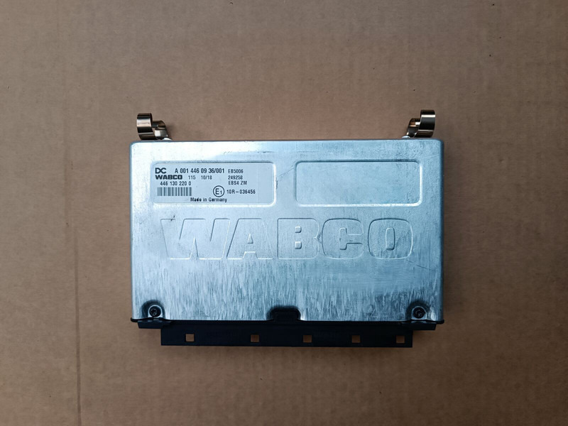 Mercedes-Benz EBS4 - Upravljačka jedinica (ECU) za Kamion: slika Mercedes-Benz EBS4 - Upravljačka jedinica (ECU) za Kamion Mercedes-Benz EBS4 - Upravljačka jedinica (ECU) za Kamion: slika Mercedes-Benz EBS4 - Upravljačka jedinica (ECU) za Kamion