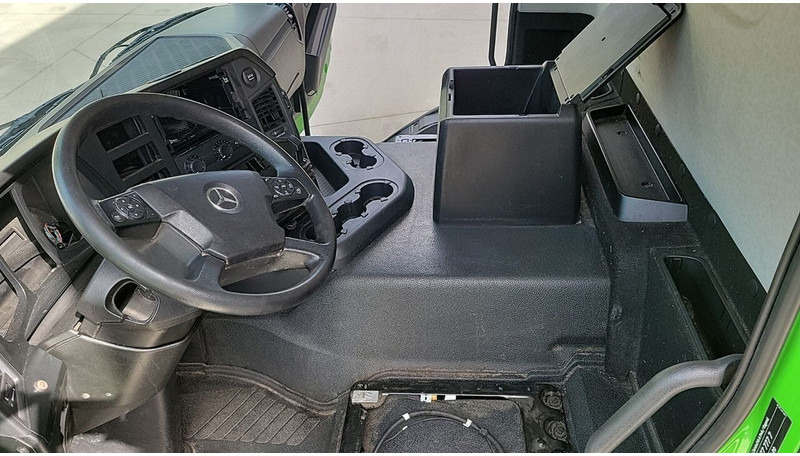 Mercedes-Benz S Actros - Arocs - Antos Classic Space - Kabina i unutrašnjost za Kamion: slika Mercedes-Benz S Actros - Arocs - Antos Classic Space - Kabina i unutrašnjost za Kamion Mercedes-Benz S Actros - Arocs - Antos Classic Space - Kabina i unutrašnjost za Kamion: slika Mercedes-Benz S Actros - Arocs - Antos Classic Space - Kabina i unutrašnjost za Kamion