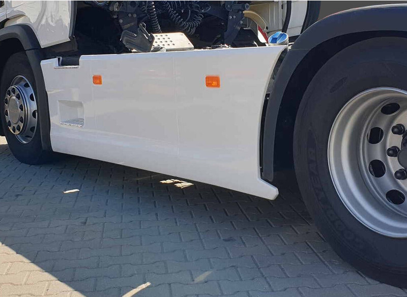 Scania S Serie E6 Sideskirts / Fairings - Aerodinamika/ Spojler za Kamion: slika Scania S Serie E6 Sideskirts / Fairings - Aerodinamika/ Spojler za Kamion Scania S Serie E6 Sideskirts / Fairings - Aerodinamika/ Spojler za Kamion: slika Scania S Serie E6 Sideskirts / Fairings - Aerodinamika/ Spojler za Kamion