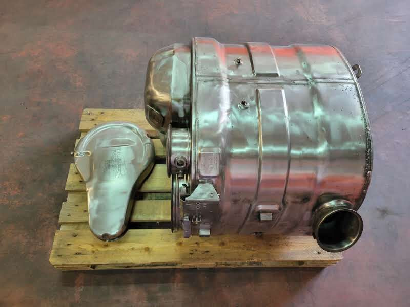Volvo Euro 6 - Katalizator za Kamion: slika Volvo Euro 6 - Katalizator za Kamion Volvo Euro 6 - Katalizator za Kamion: slika Volvo Euro 6 - Katalizator za Kamion