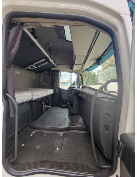 Volvo Globetrotter - Kabina i unutrašnjost za Kamion: slika Volvo Globetrotter - Kabina i unutrašnjost za Kamion Volvo Globetrotter - Kabina i unutrašnjost za Kamion: slika Volvo Globetrotter - Kabina i unutrašnjost za Kamion