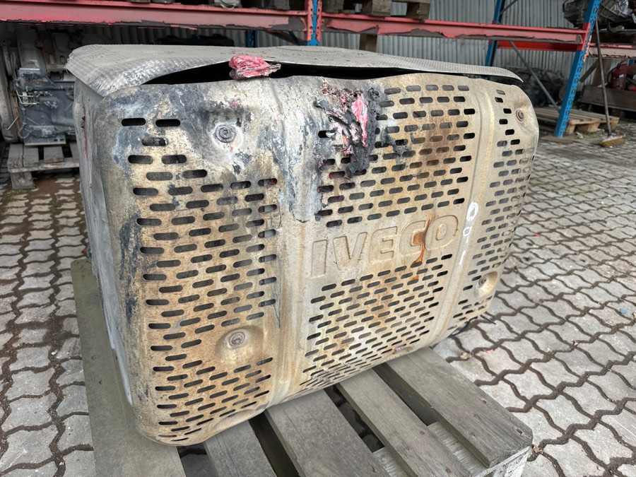 IVECO EXHAUST 5801448219 - Katalizator za Kamion: slika IVECO EXHAUST 5801448219 - Katalizator za Kamion IVECO EXHAUST 5801448219 - Katalizator za Kamion: slika IVECO EXHAUST 5801448219 - Katalizator za Kamion