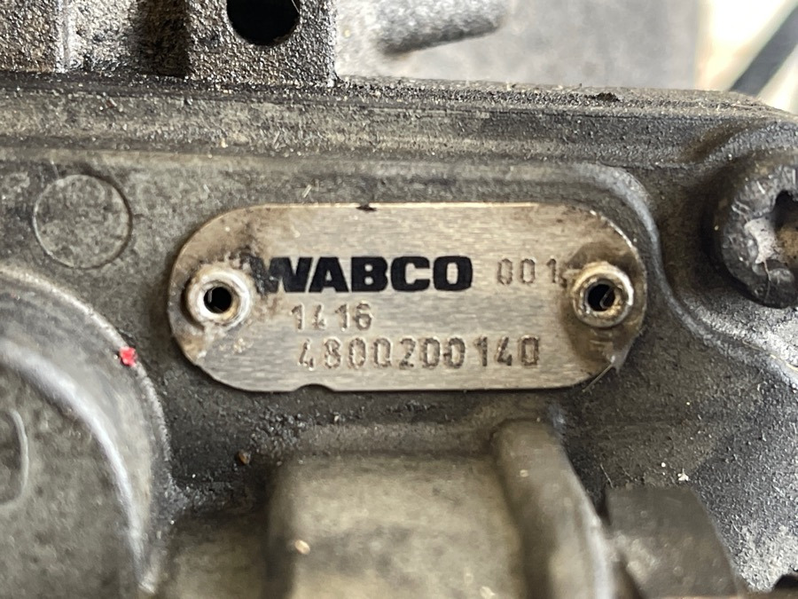 IVECO STRALIS FOOT BRAKE VALVE 4800200140 - Kočioni ventil za Kamion: slika IVECO STRALIS FOOT BRAKE VALVE 4800200140 - Kočioni ventil za Kamion IVECO STRALIS FOOT BRAKE VALVE 4800200140 - Kočioni ventil za Kamion: slika IVECO STRALIS FOOT BRAKE VALVE 4800200140 - Kočioni ventil za Kamion