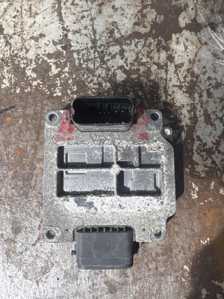 MAN ECU EST54 81.25810-1016 - Električni sustav za Kamion: slika MAN ECU EST54 81.25810-1016 - Električni sustav za Kamion MAN ECU EST54 81.25810-1016 - Električni sustav za Kamion: slika MAN ECU EST54 81.25810-1016 - Električni sustav za Kamion