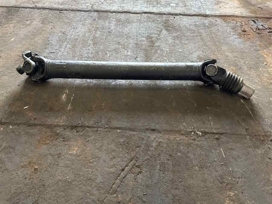 MAN PROPSHAFT 81.36335-6144 - Kardansko vratilo za Kamion: slika MAN PROPSHAFT 81.36335-6144 - Kardansko vratilo za Kamion MAN PROPSHAFT 81.36335-6144 - Kardansko vratilo za Kamion: slika MAN PROPSHAFT 81.36335-6144 - Kardansko vratilo za Kamion