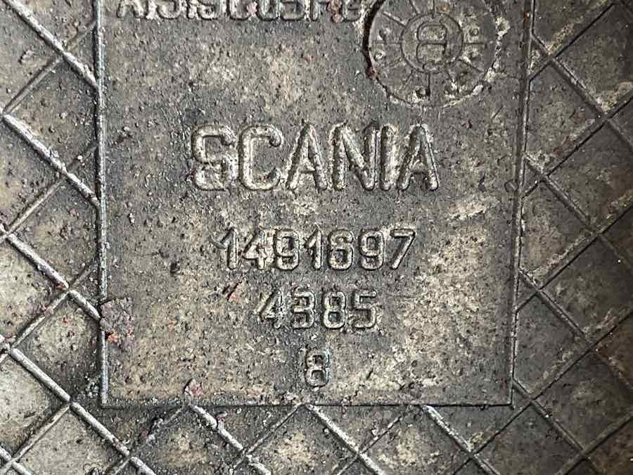 SCANIA CYLINDERHEAD COVER 1491697 - Motor i dijelovi za Kamion: slika SCANIA CYLINDERHEAD COVER 1491697 - Motor i dijelovi za Kamion SCANIA CYLINDERHEAD COVER 1491697 - Motor i dijelovi za Kamion: slika SCANIA CYLINDERHEAD COVER 1491697 - Motor i dijelovi za Kamion
