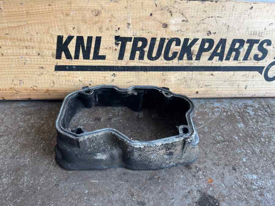 SCANIA CYLINDERHEAD COVER 1503194 - Motor i dijelovi za Kamion: slika SCANIA CYLINDERHEAD COVER 1503194 - Motor i dijelovi za Kamion SCANIA CYLINDERHEAD COVER 1503194 - Motor i dijelovi za Kamion: slika SCANIA CYLINDERHEAD COVER 1503194 - Motor i dijelovi za Kamion
