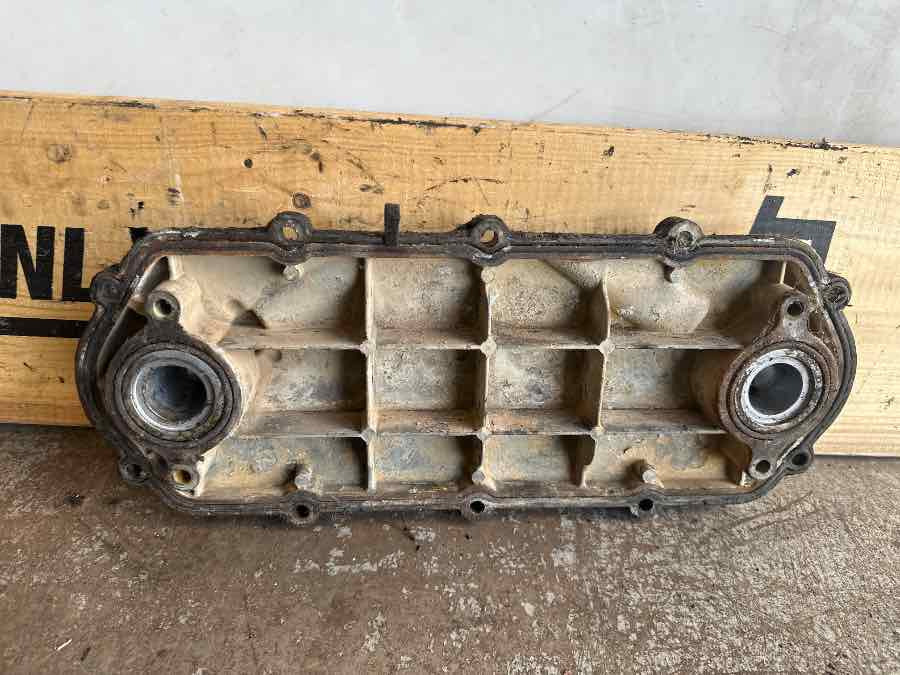 SCANIA ENGINE COVER 1445512 - Motor i dijelovi za Kamion: slika SCANIA ENGINE COVER 1445512 - Motor i dijelovi za Kamion SCANIA ENGINE COVER 1445512 - Motor i dijelovi za Kamion: slika SCANIA ENGINE COVER 1445512 - Motor i dijelovi za Kamion