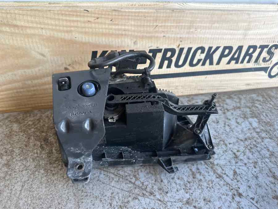 SCANIA FOG LIGHT 2760344 - Svjetla/ Rasvjeta za Kamion: slika SCANIA FOG LIGHT 2760344 - Svjetla/ Rasvjeta za Kamion SCANIA FOG LIGHT 2760344 - Svjetla/ Rasvjeta za Kamion: slika SCANIA FOG LIGHT 2760344 - Svjetla/ Rasvjeta za Kamion