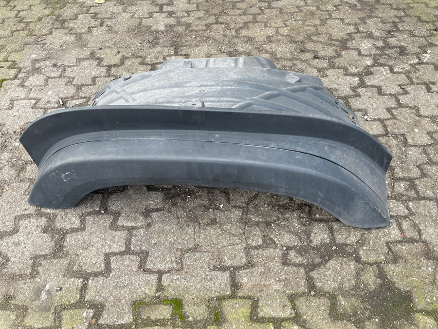 SCANIA MUDGUARD 2599546 RH - Karoserija i eksterijer za Kamion: slika SCANIA MUDGUARD 2599546 RH - Karoserija i eksterijer za Kamion SCANIA MUDGUARD 2599546 RH - Karoserija i eksterijer za Kamion: slika SCANIA MUDGUARD 2599546 RH - Karoserija i eksterijer za Kamion