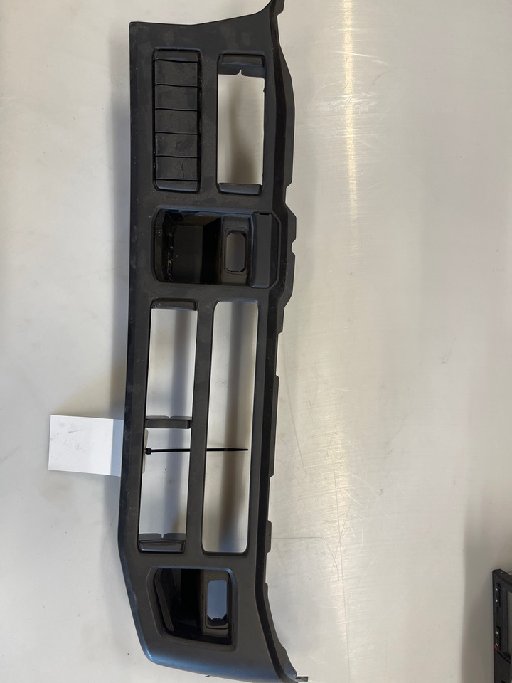 SCANIA PANEL 2084604 - Kabina i unutrašnjost za Kamion: slika SCANIA PANEL 2084604 - Kabina i unutrašnjost za Kamion SCANIA PANEL 2084604 - Kabina i unutrašnjost za Kamion: slika SCANIA PANEL 2084604 - Kabina i unutrašnjost za Kamion