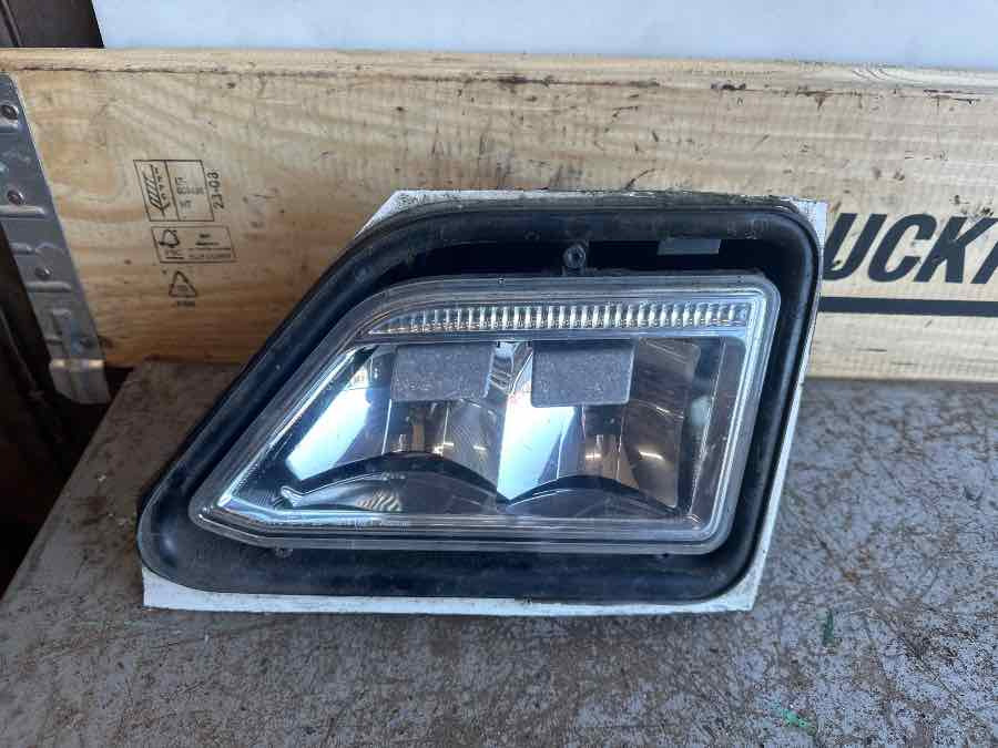 SCANIA SPOT LAMP 2535366 - Svjetla/ Rasvjeta za Kamion: slika SCANIA SPOT LAMP 2535366 - Svjetla/ Rasvjeta za Kamion SCANIA SPOT LAMP 2535366 - Svjetla/ Rasvjeta za Kamion: slika SCANIA SPOT LAMP 2535366 - Svjetla/ Rasvjeta za Kamion