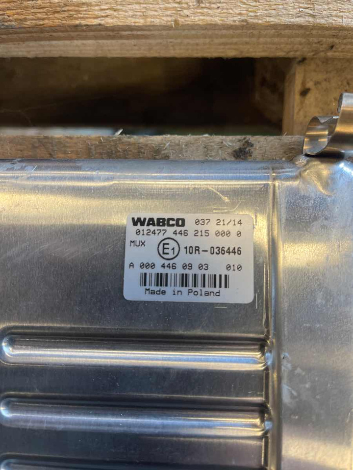 SETRA / MERCEDES ECU ECTS A0004460903 - Upravljačka jedinica (ECU) za Autobus: slika SETRA / MERCEDES ECU ECTS A0004460903 - Upravljačka jedinica (ECU) za Autobus SETRA / MERCEDES ECU ECTS A0004460903 - Upravljačka jedinica (ECU) za Autobus: slika SETRA / MERCEDES ECU ECTS A0004460903 - Upravljačka jedinica (ECU) za Autobus