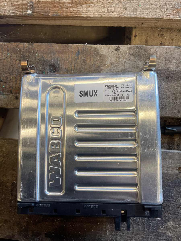 SETRA / MERCEDES ECU SMUX A0004461203 - Upravljačka jedinica (ECU) za Autobus: slika SETRA / MERCEDES ECU SMUX A0004461203 - Upravljačka jedinica (ECU) za Autobus SETRA / MERCEDES ECU SMUX A0004461203 - Upravljačka jedinica (ECU) za Autobus: slika SETRA / MERCEDES ECU SMUX A0004461203 - Upravljačka jedinica (ECU) za Autobus