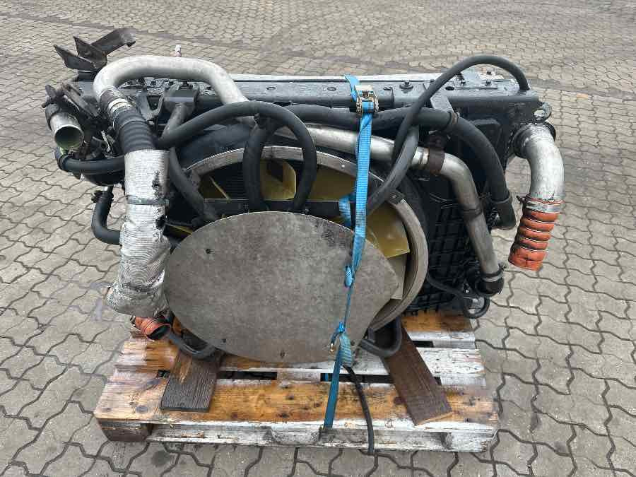 VOLVO BUS COOLER PACKET 21622194 - Sustav hlađenja za Autobus: slika VOLVO BUS COOLER PACKET 21622194 - Sustav hlađenja za Autobus VOLVO BUS COOLER PACKET 21622194 - Sustav hlađenja za Autobus: slika VOLVO BUS COOLER PACKET 21622194 - Sustav hlađenja za Autobus