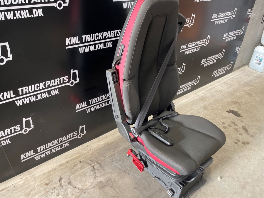 VOLVO DRIVER SEAT - Kabina i unutrašnjost za Kamion: slika VOLVO DRIVER SEAT - Kabina i unutrašnjost za Kamion VOLVO DRIVER SEAT - Kabina i unutrašnjost za Kamion: slika VOLVO DRIVER SEAT - Kabina i unutrašnjost za Kamion