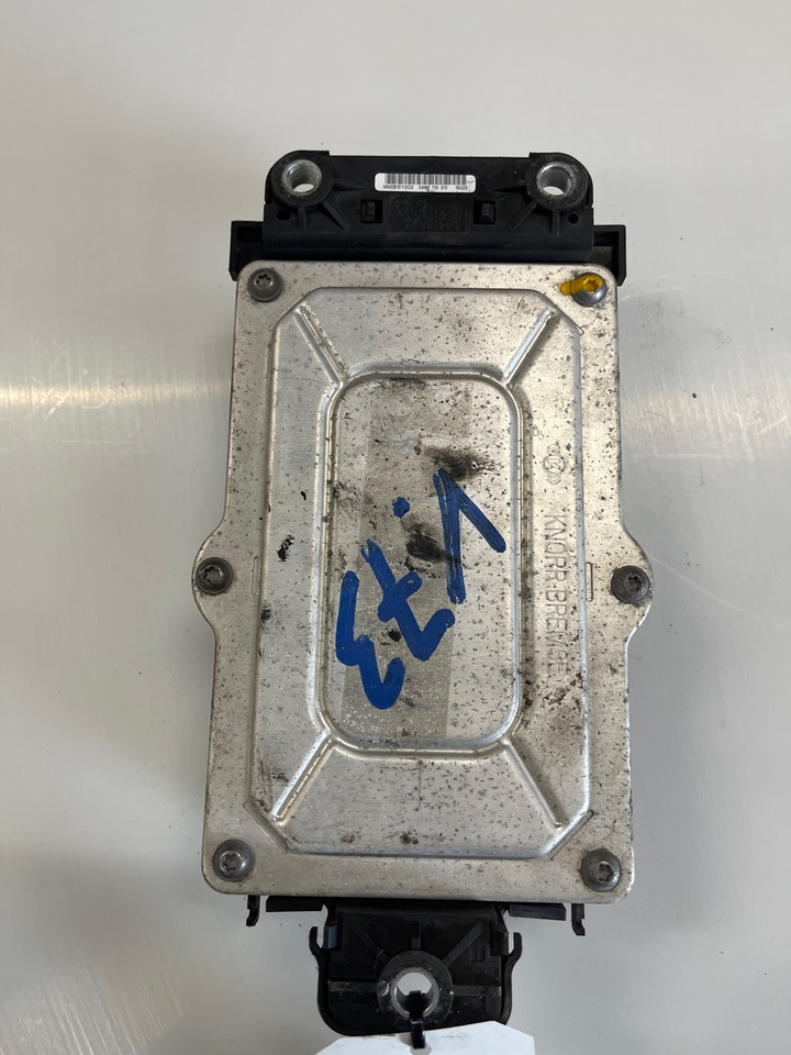 VOLVO EBS ECU 21664214 - Električni sustav za Kamion: slika  VOLVO EBS ECU 21664214 - Električni sustav za Kamion VOLVO EBS ECU 21664214 - Električni sustav za Kamion: slika  VOLVO EBS ECU 21664214 - Električni sustav za Kamion