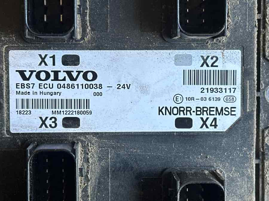 VOLVO ECU EBS 21933117 - Električni sustav za Kamion: slika  VOLVO ECU EBS 21933117 - Električni sustav za Kamion VOLVO ECU EBS 21933117 - Električni sustav za Kamion: slika  VOLVO ECU EBS 21933117 - Električni sustav za Kamion