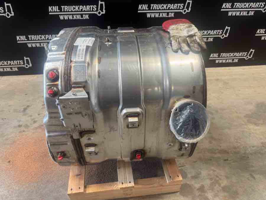 VOLVO EXHAUST 24617946 - Ispušni sustav za Kamion: slika VOLVO EXHAUST 24617946 - Ispušni sustav za Kamion VOLVO EXHAUST 24617946 - Ispušni sustav za Kamion: slika VOLVO EXHAUST 24617946 - Ispušni sustav za Kamion
